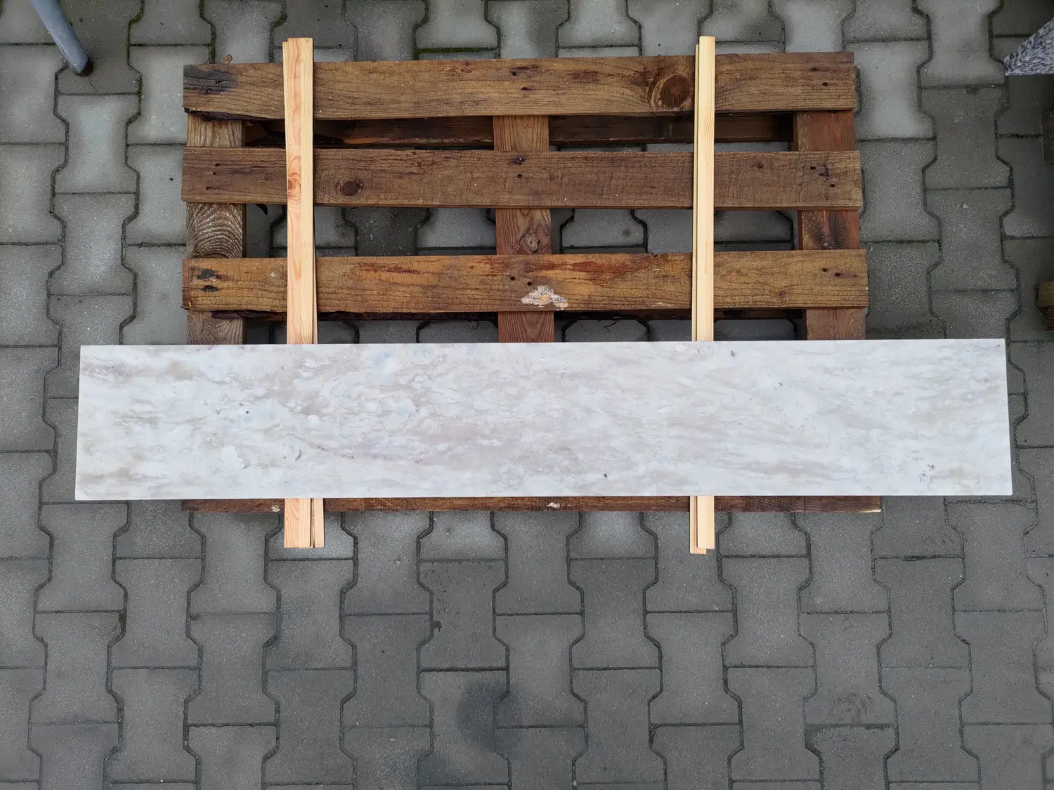 Parapet granitowy wewnętrzny Pretoria White