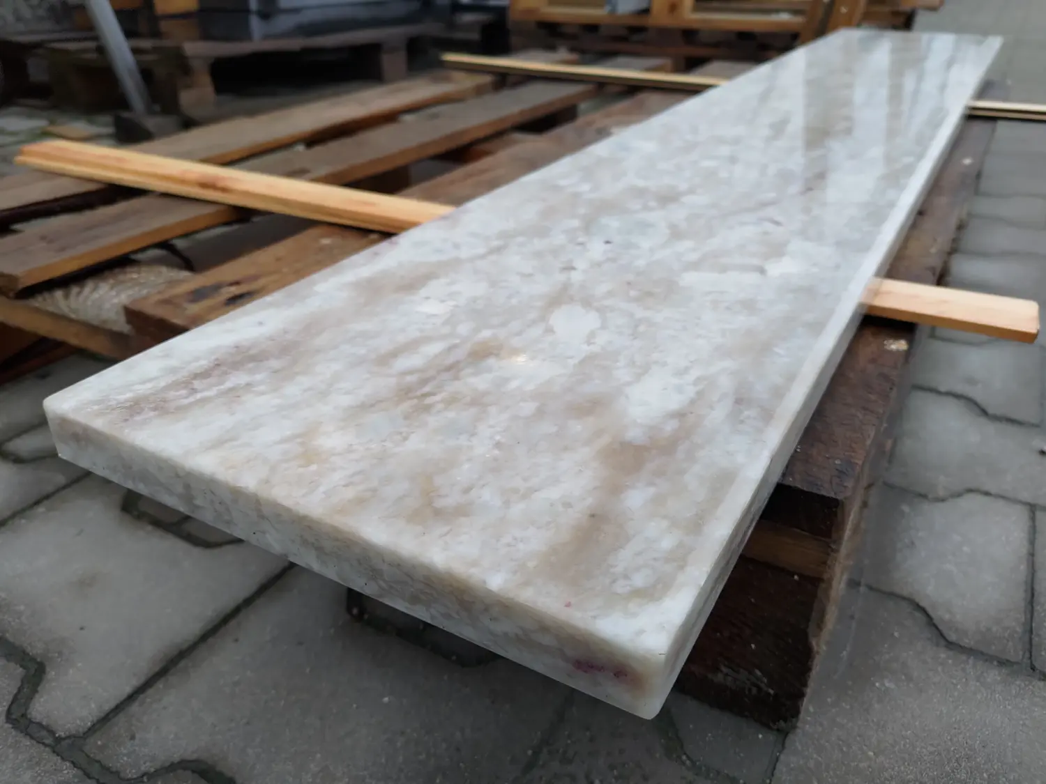 Parapet granitowy wewnętrzny Pretoria White