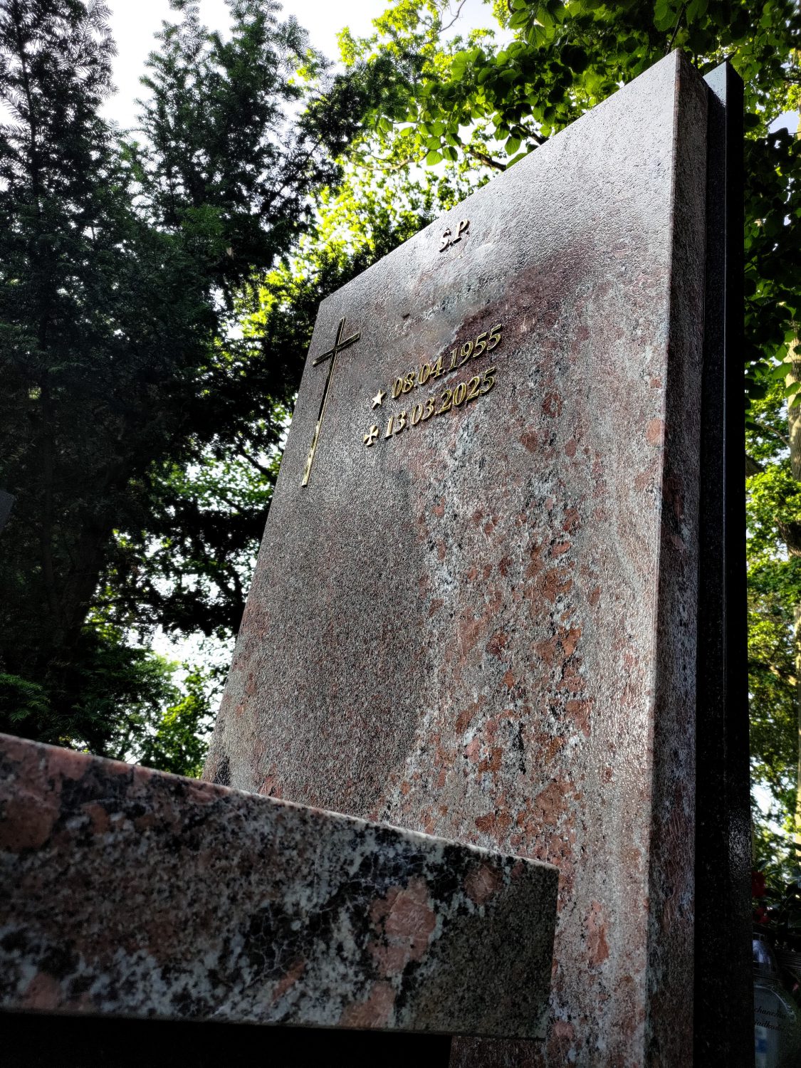 Pomnik Jesienny Bursztyn