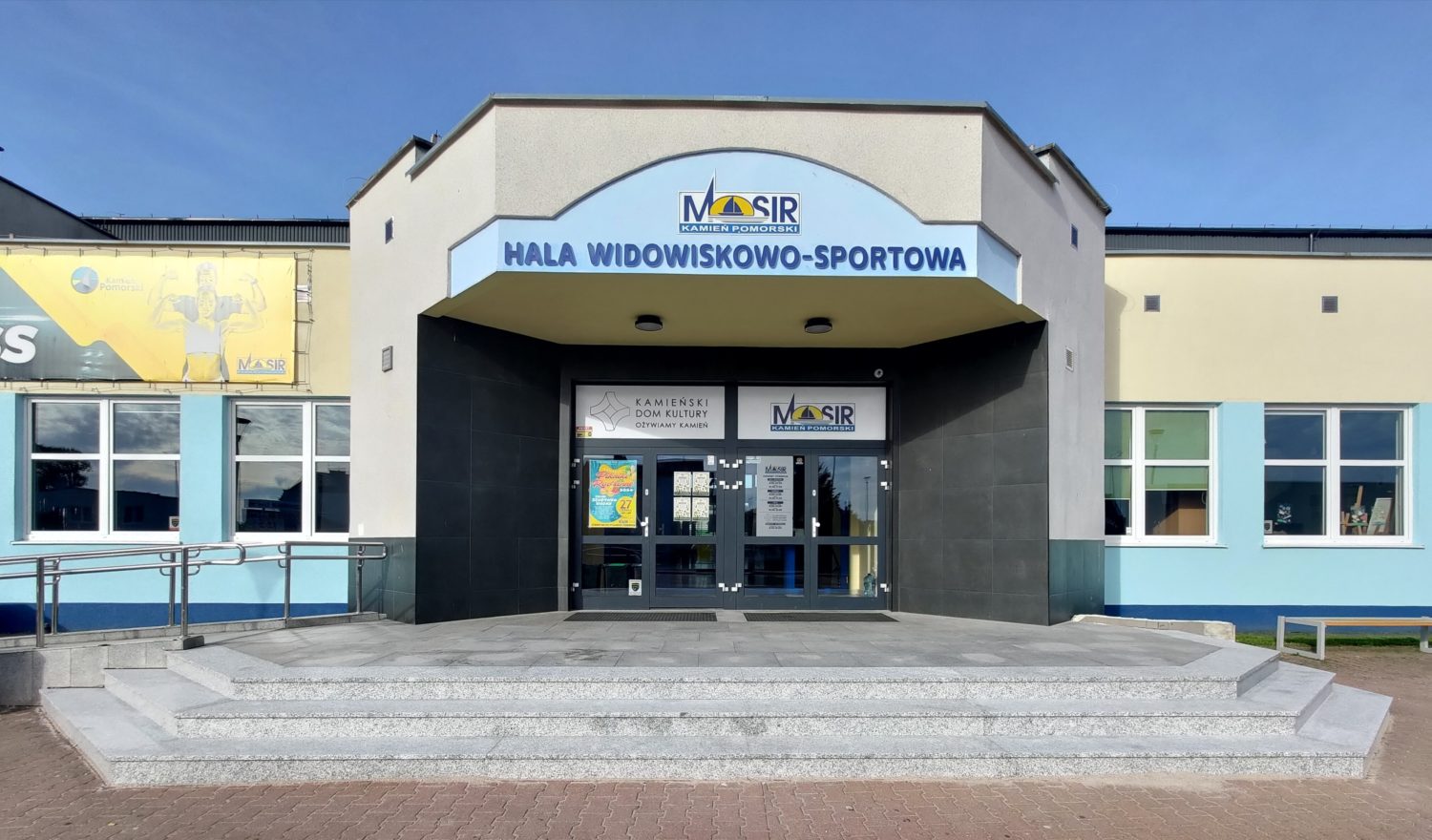 Schody zewnętrzne granitowe szare Blanco Pearl