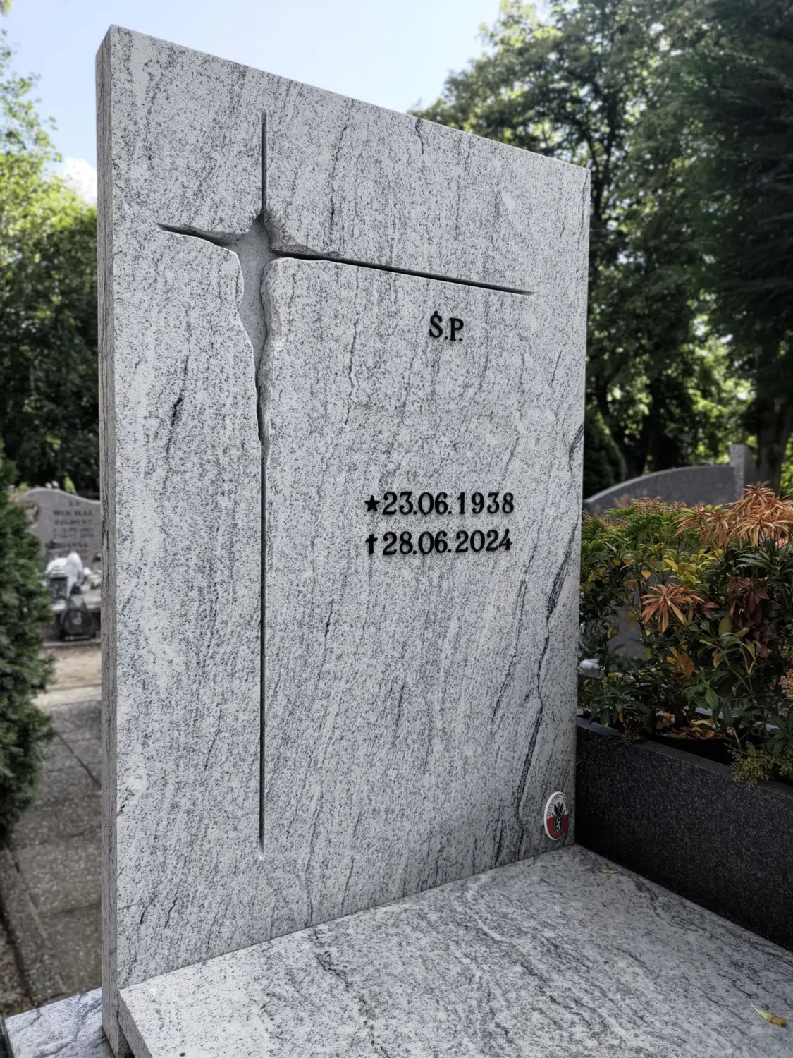 Nagrobek granitowy biały Viscount White - tablica