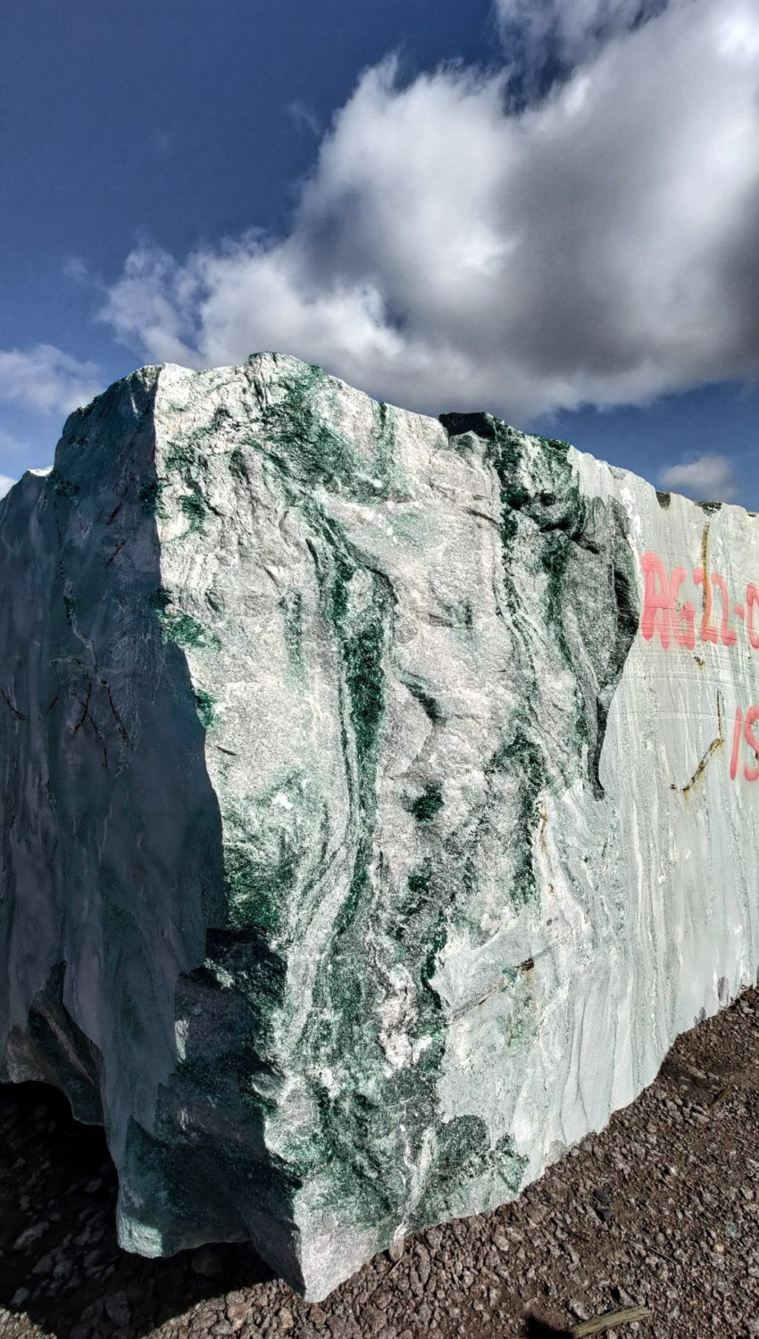 Zielony blok granitowy Verde Lapponia