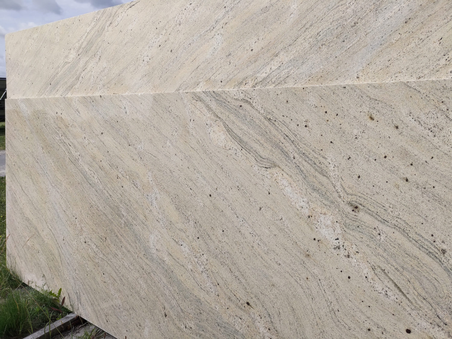 Beżowa płyta granitowa Millenium Cream