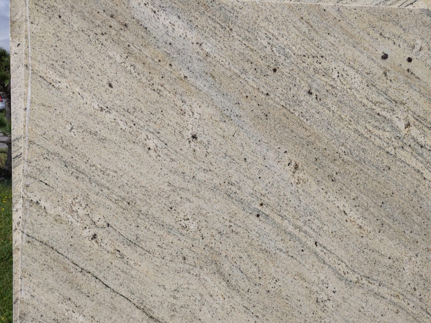 Beżowy materiał granitowy Millenium Cream